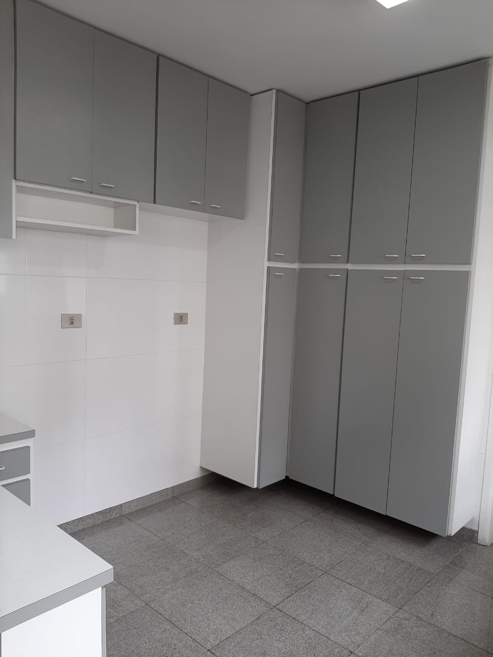 Apartamento à venda com 3 quartos, 170m² - Foto 17