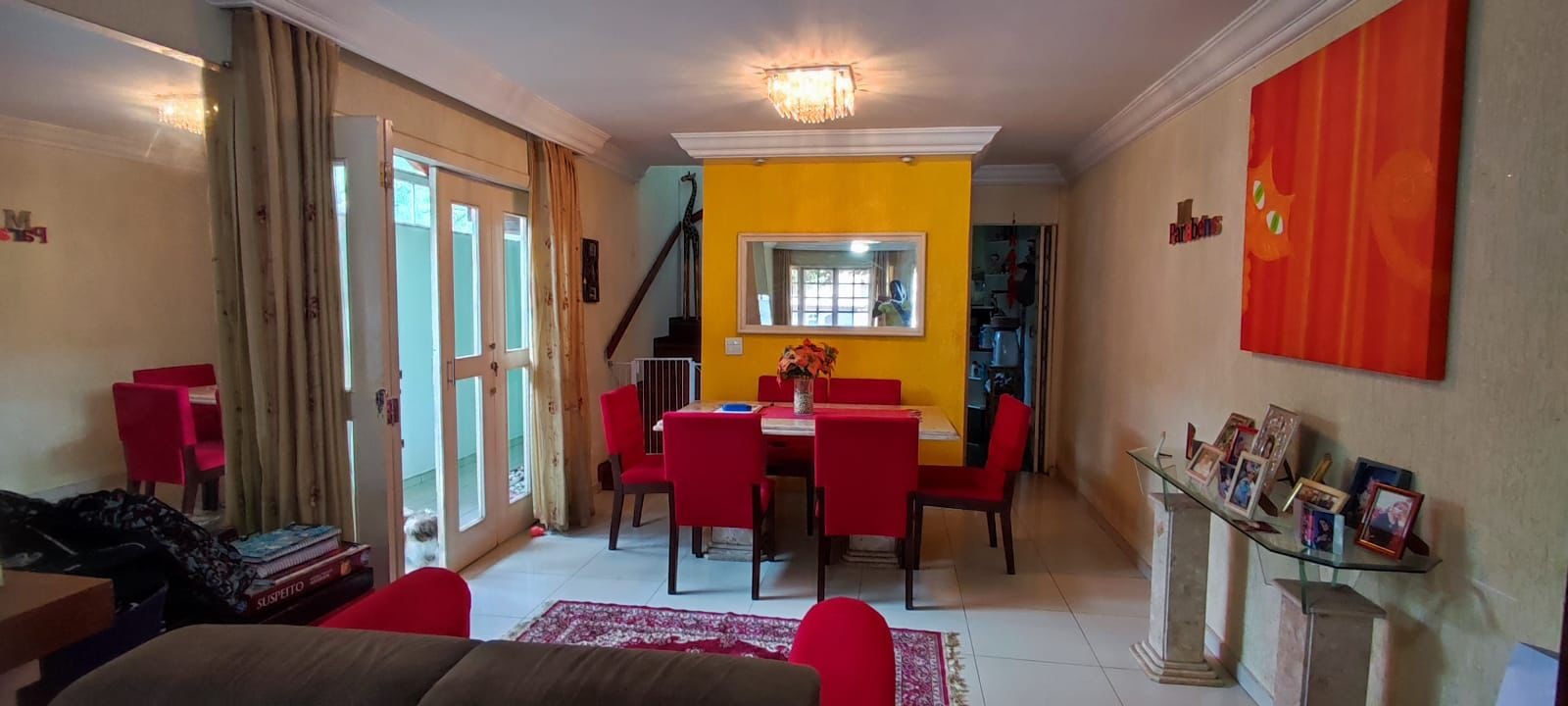 Casa de Condomínio à venda com 3 quartos, 160m² - Foto 1