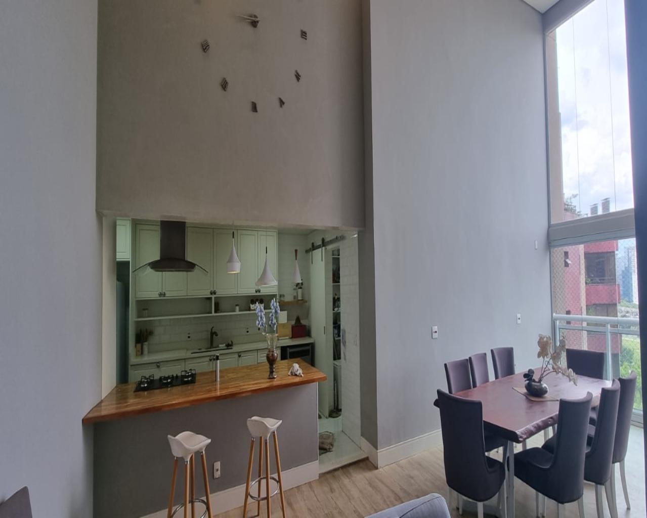 Apartamento à venda com 3 quartos, 148m² - Foto 1