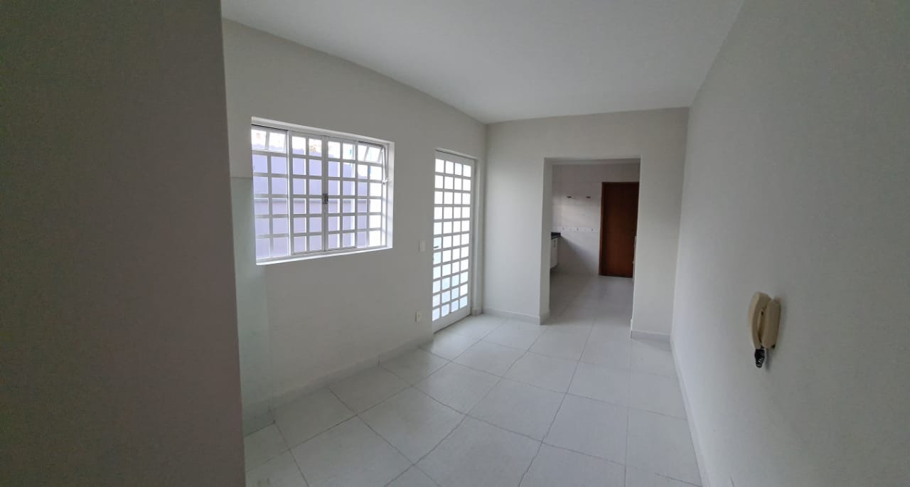 Casa à venda com 4 quartos, 200m² - Foto 18