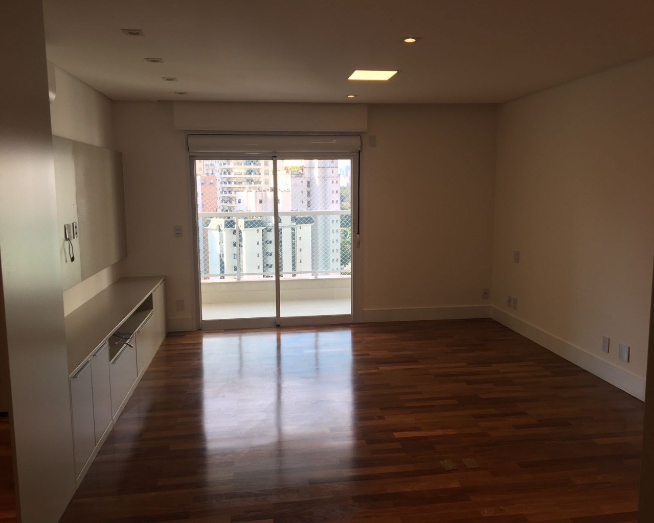 Apartamento à venda com 4 quartos, 335m² - Foto 14