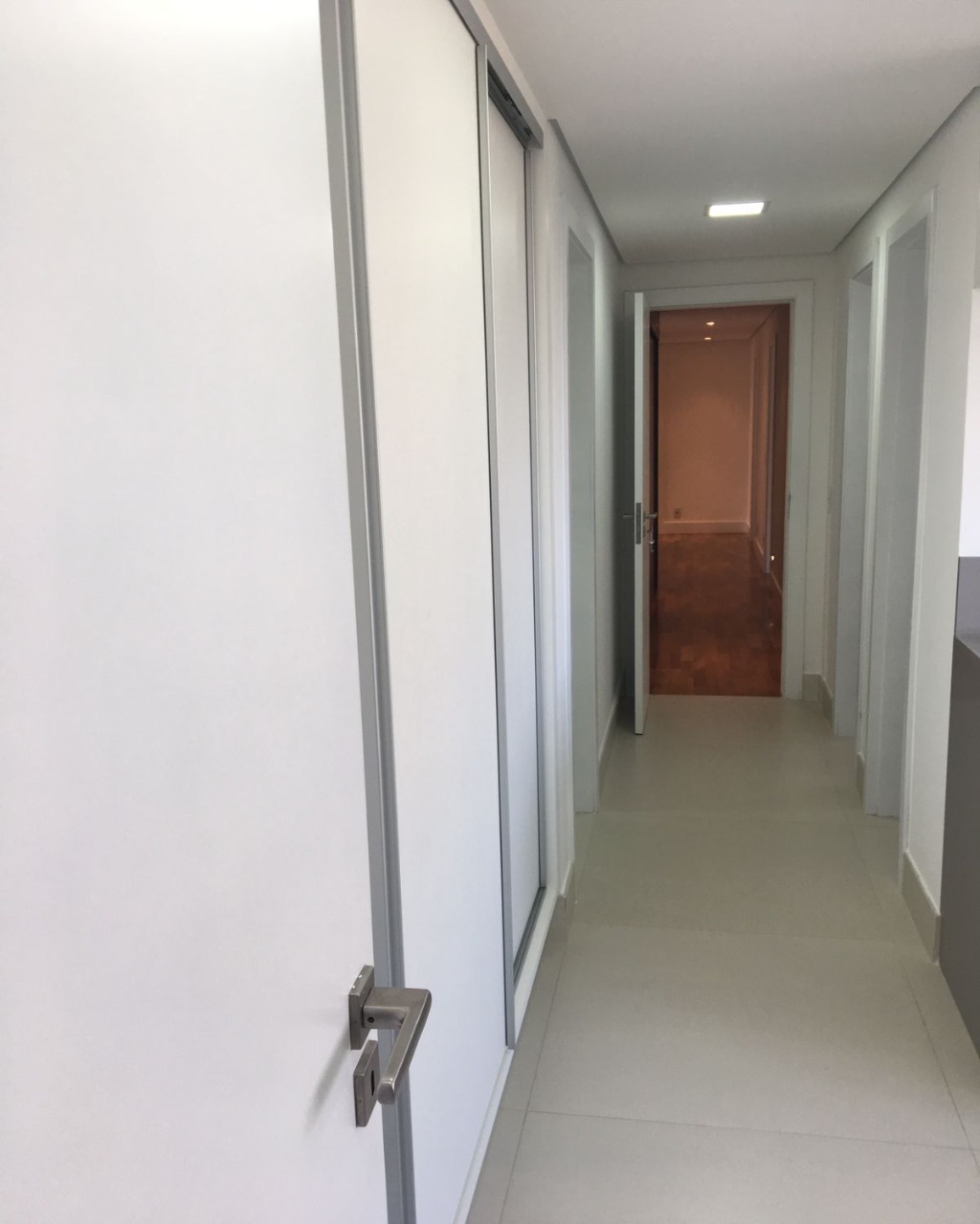 Apartamento à venda com 4 quartos, 335m² - Foto 27