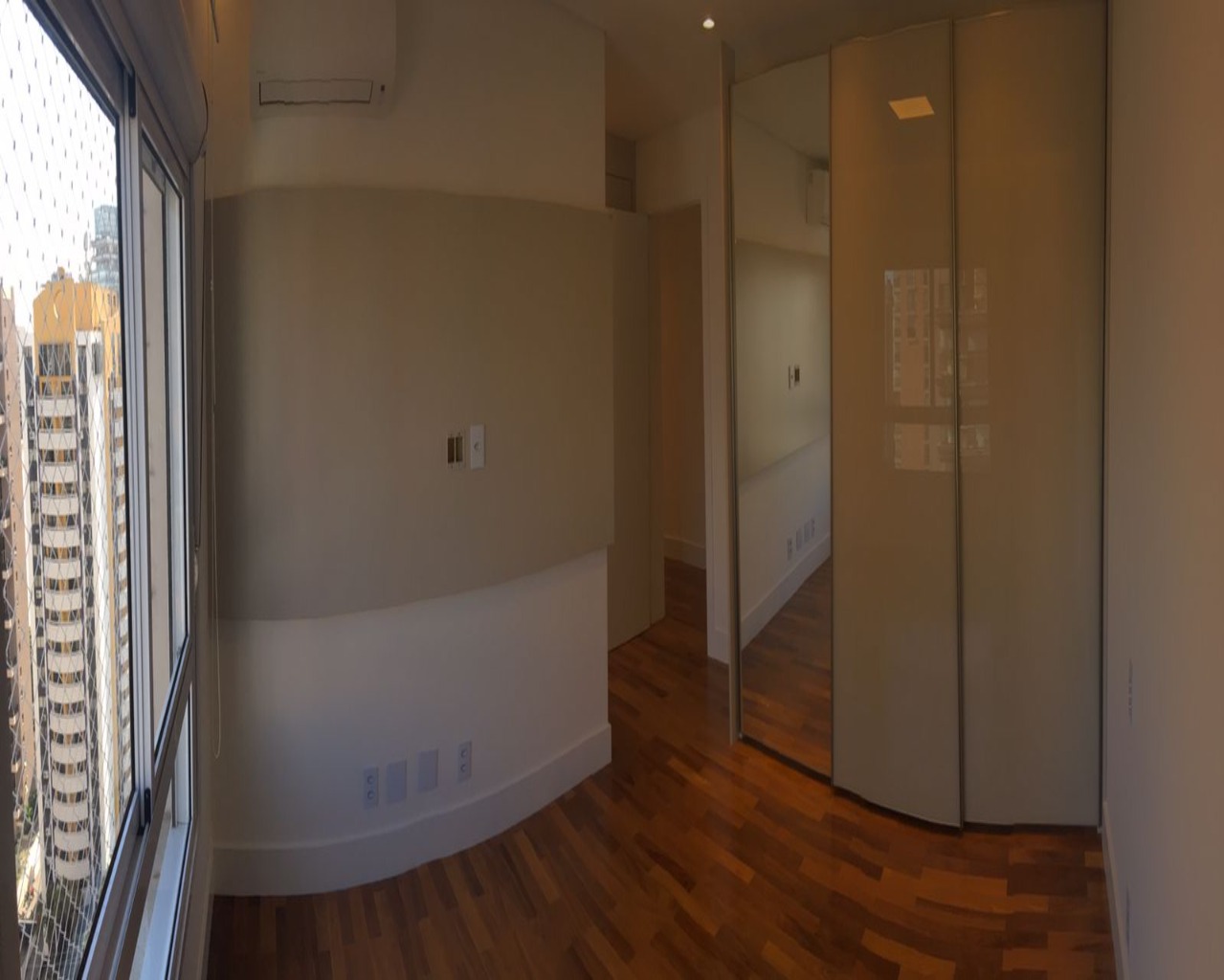 Apartamento à venda com 4 quartos, 335m² - Foto 29