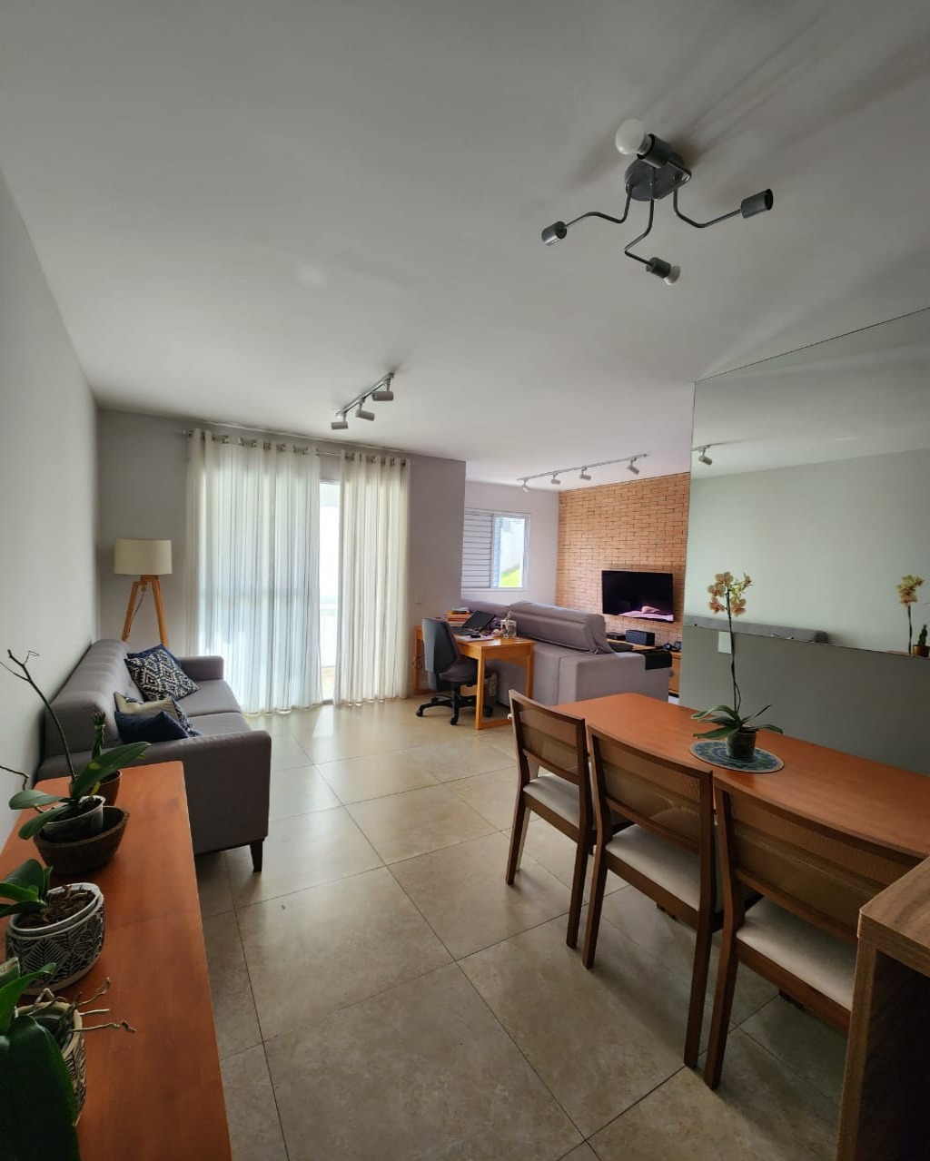 Apartamento à venda com 2 quartos, 66m² - Foto 2