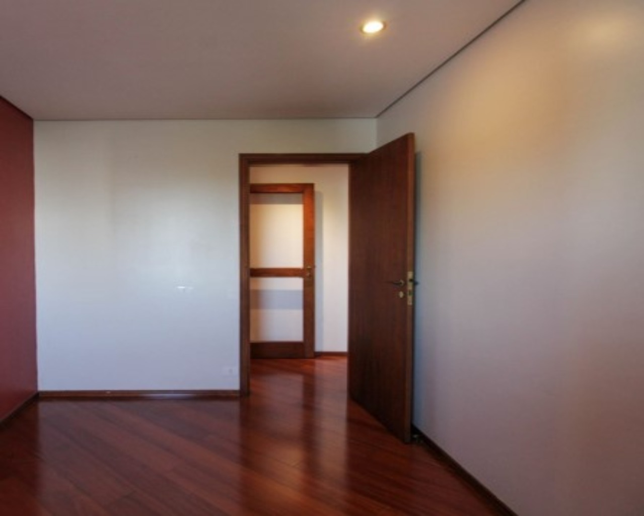 Apartamento à venda com 4 quartos, 198m² - Foto 13