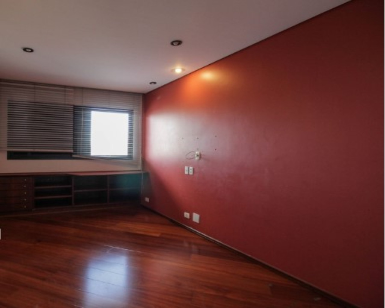 Apartamento à venda com 4 quartos, 198m² - Foto 17