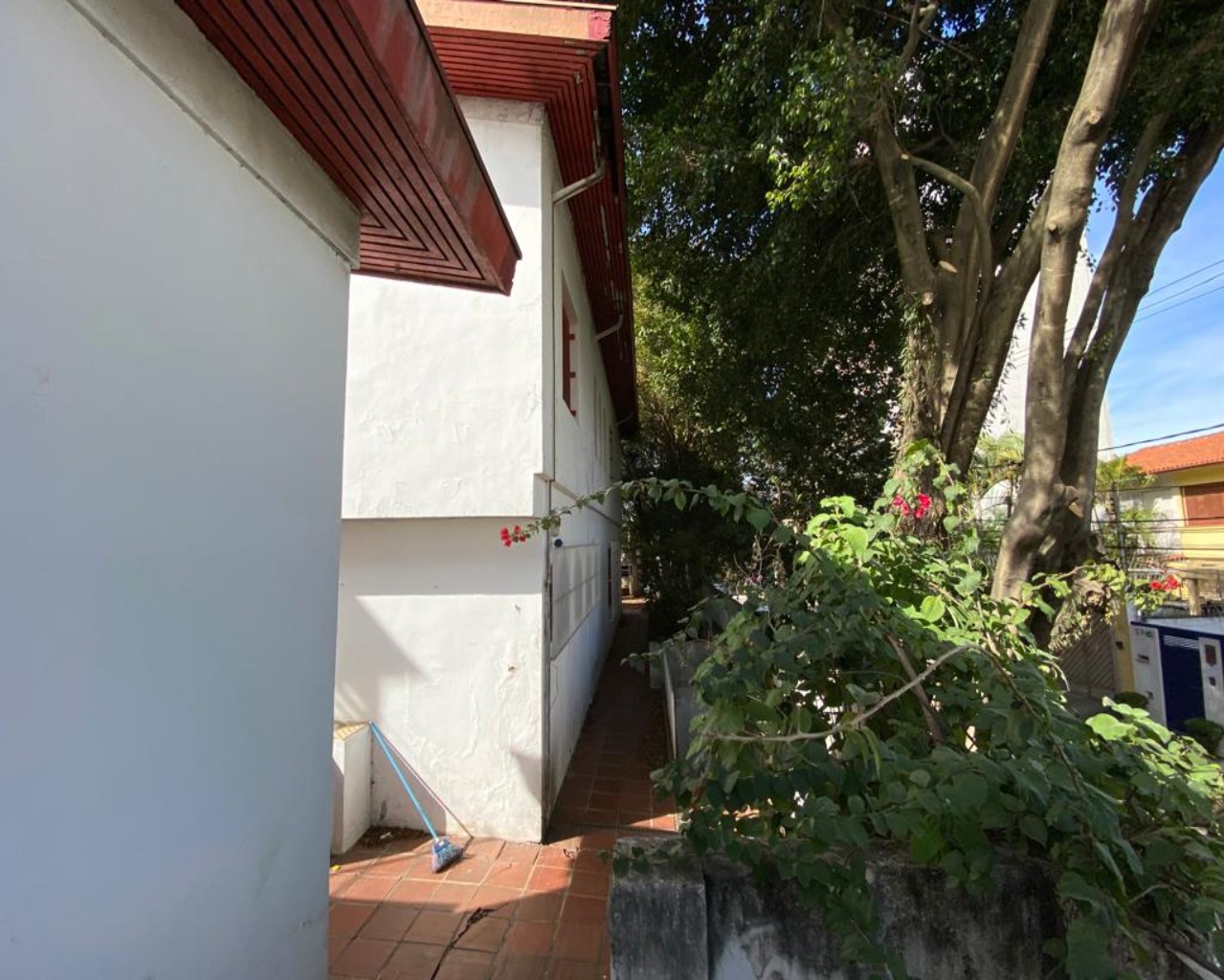 Sobrado à venda com 3 quartos, 140m² - Foto 2