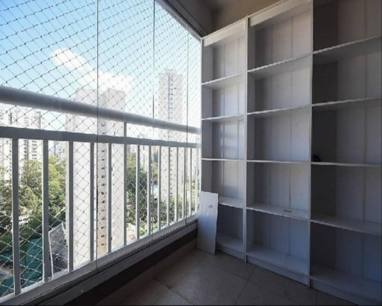 Apartamento à venda com 3 quartos, 73m² - Foto 3