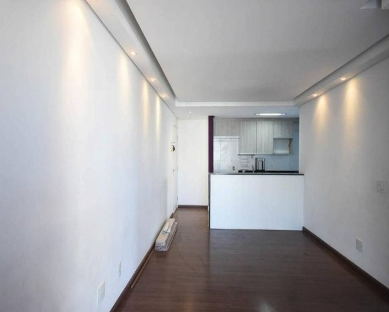 Apartamento à venda com 3 quartos, 73m² - Foto 2