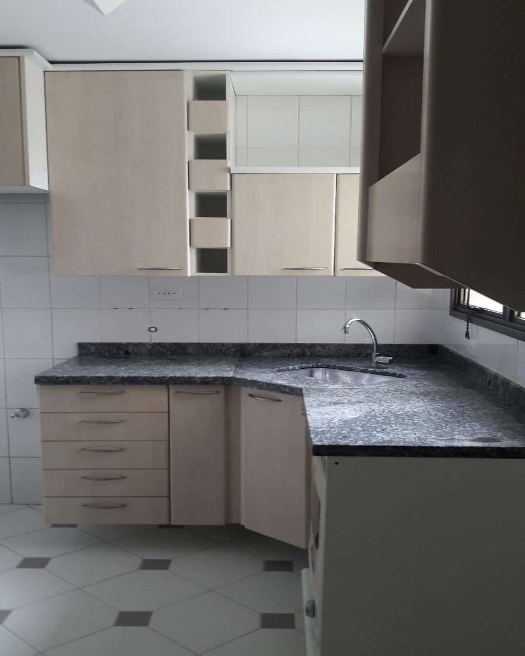 Apartamento à venda com 3 quartos, 100m² - Foto 6