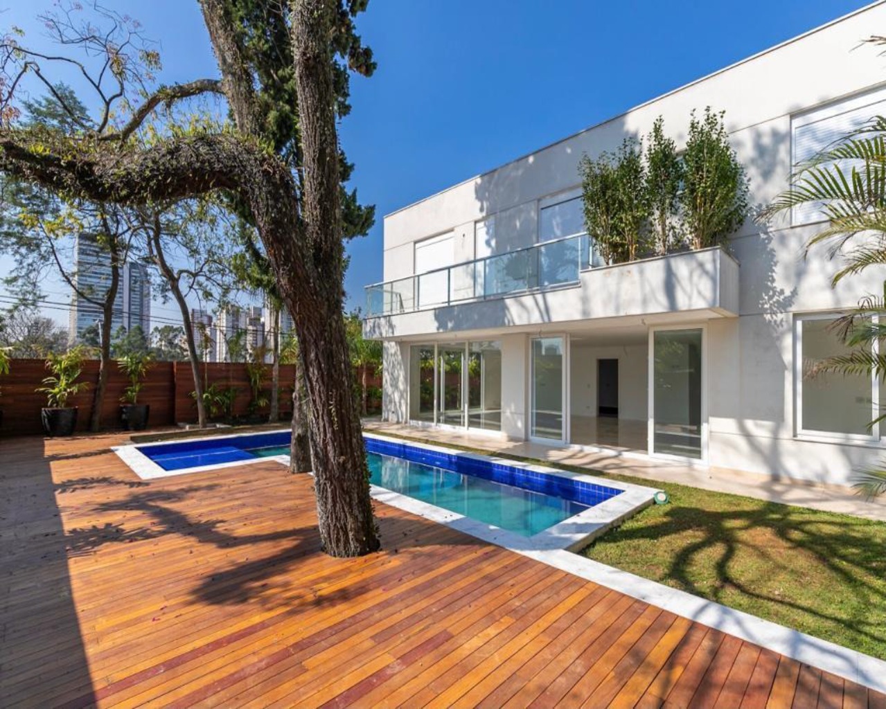 Casa de Condomínio à venda com 4 quartos, 786m² - Foto 3