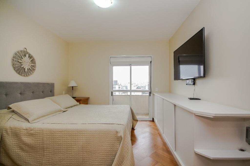 Apartamento à venda com 4 quartos, 195m² - Foto 22