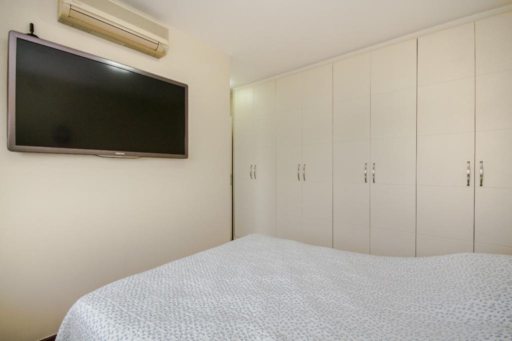 Apartamento à venda com 4 quartos, 195m² - Foto 26