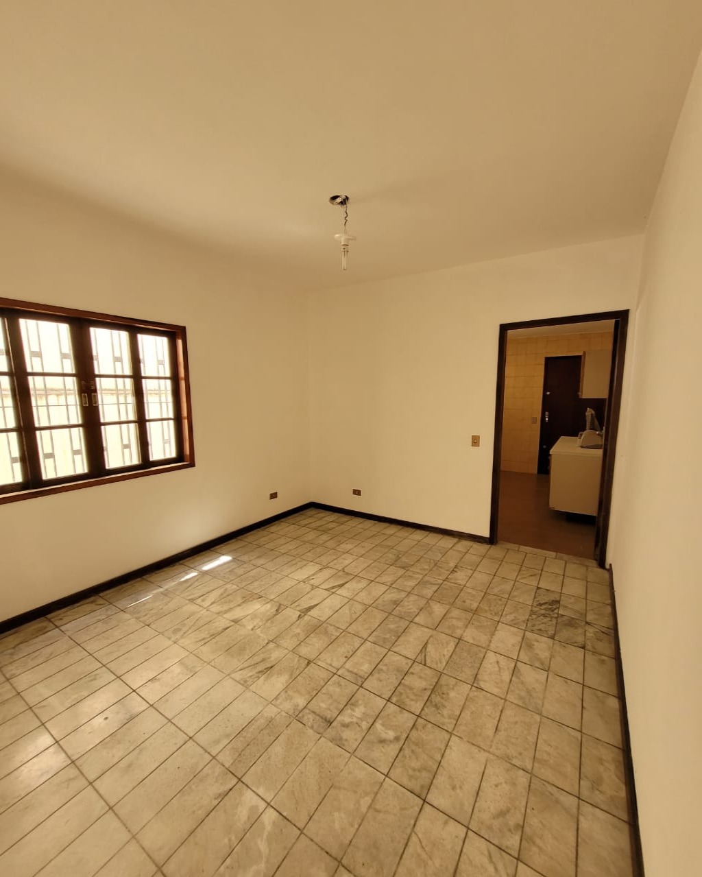 Casa à venda com 4 quartos - Foto 4