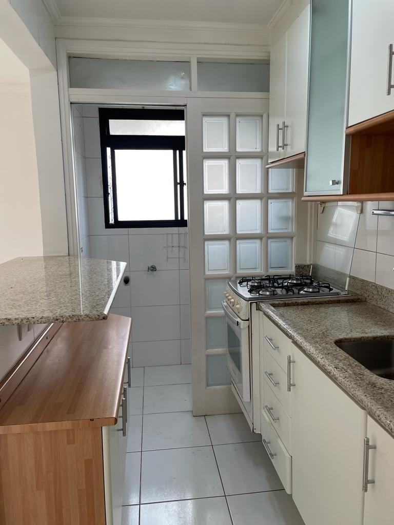 Apartamento à venda com 2 quartos, 58m² - Foto 13