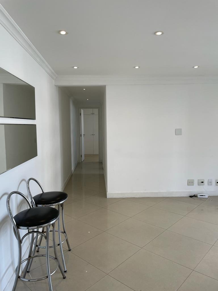 Apartamento à venda com 2 quartos, 58m² - Foto 19