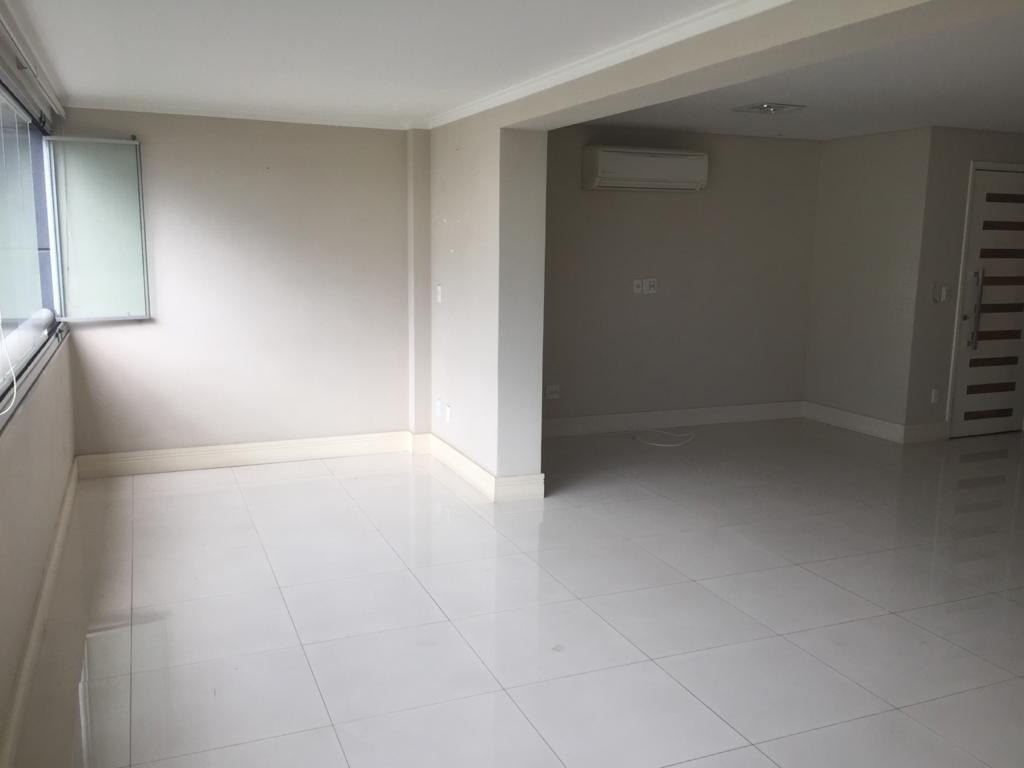 Apartamento à venda com 4 quartos, 172m² - Foto 1