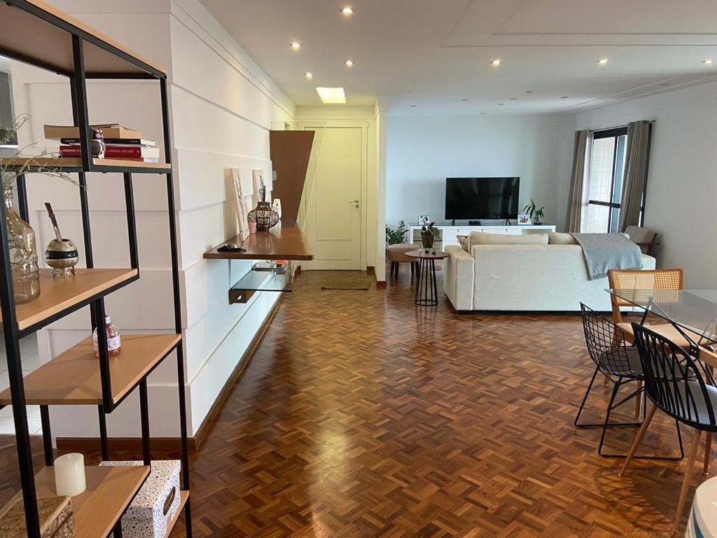 Apartamento à venda com 3 quartos, 152m² - Foto 3