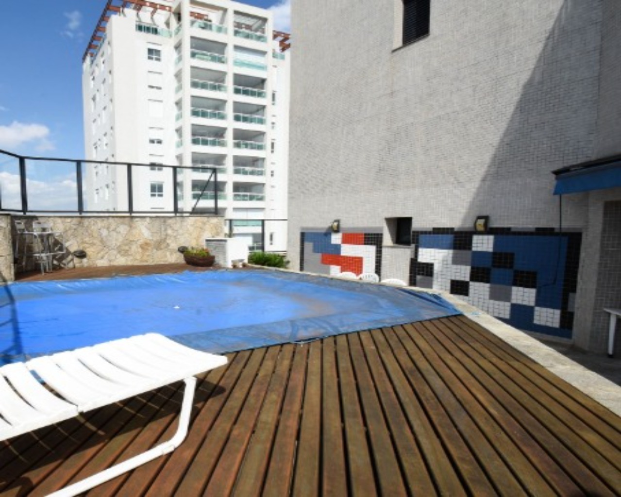 Cobertura à venda com 5 quartos, 360m² - Foto 1