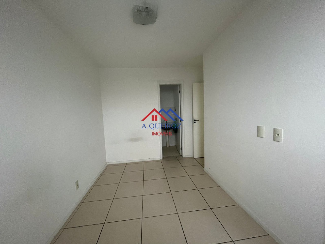 Apartamento à venda com 2 quartos, 58m² - Foto 13