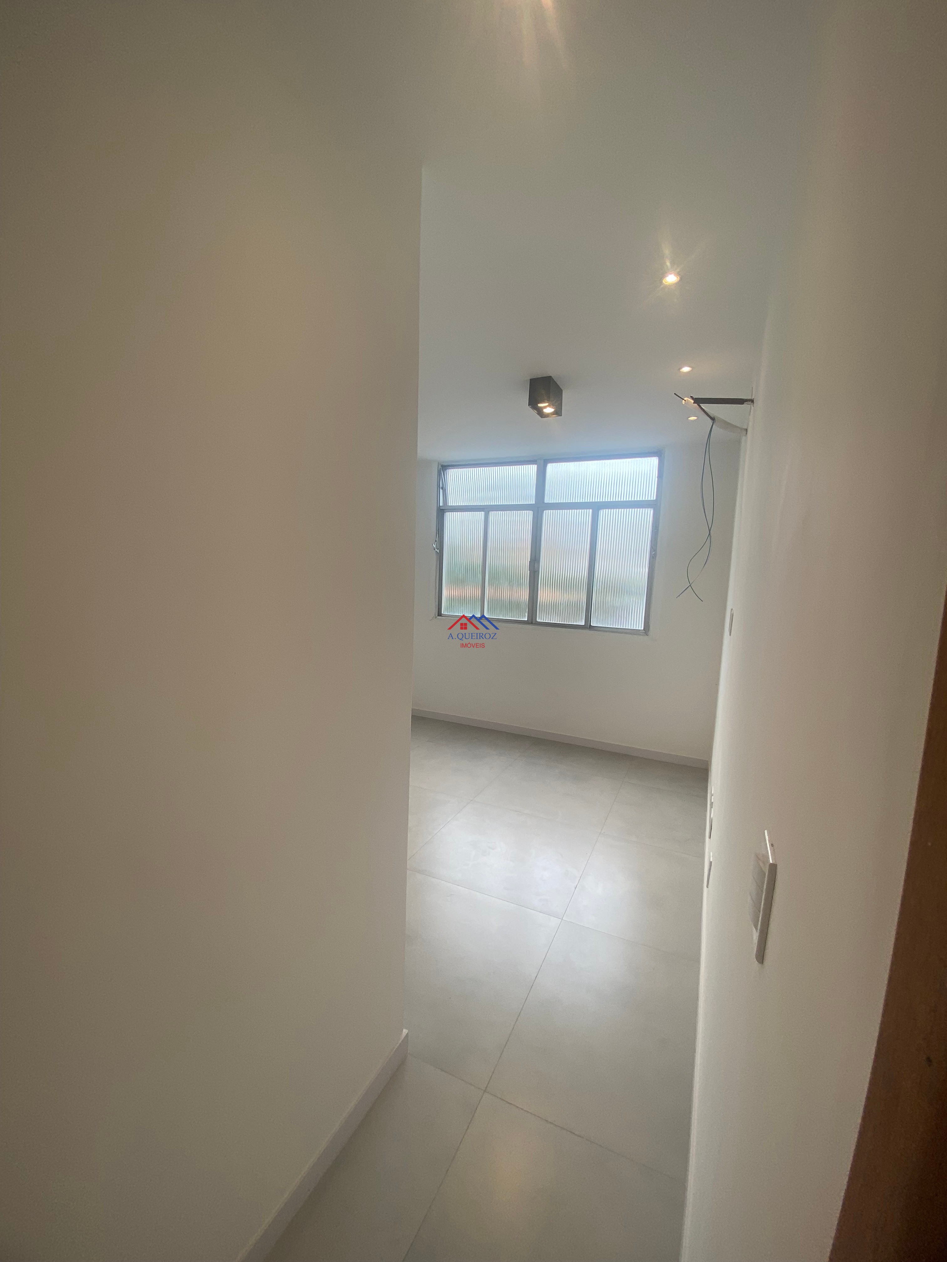 Apartamento à venda com 2 quartos, 64m² - Foto 16