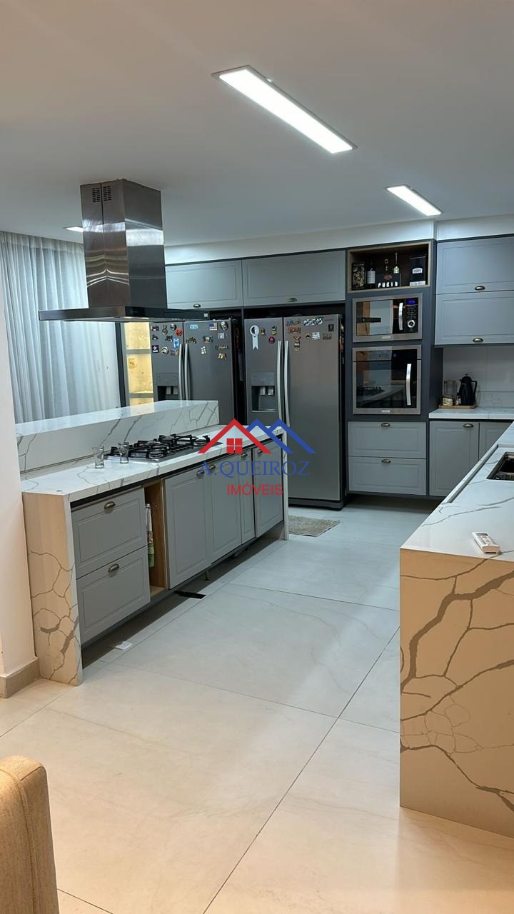 Casa à venda com 4 quartos, 200m² - Foto 10