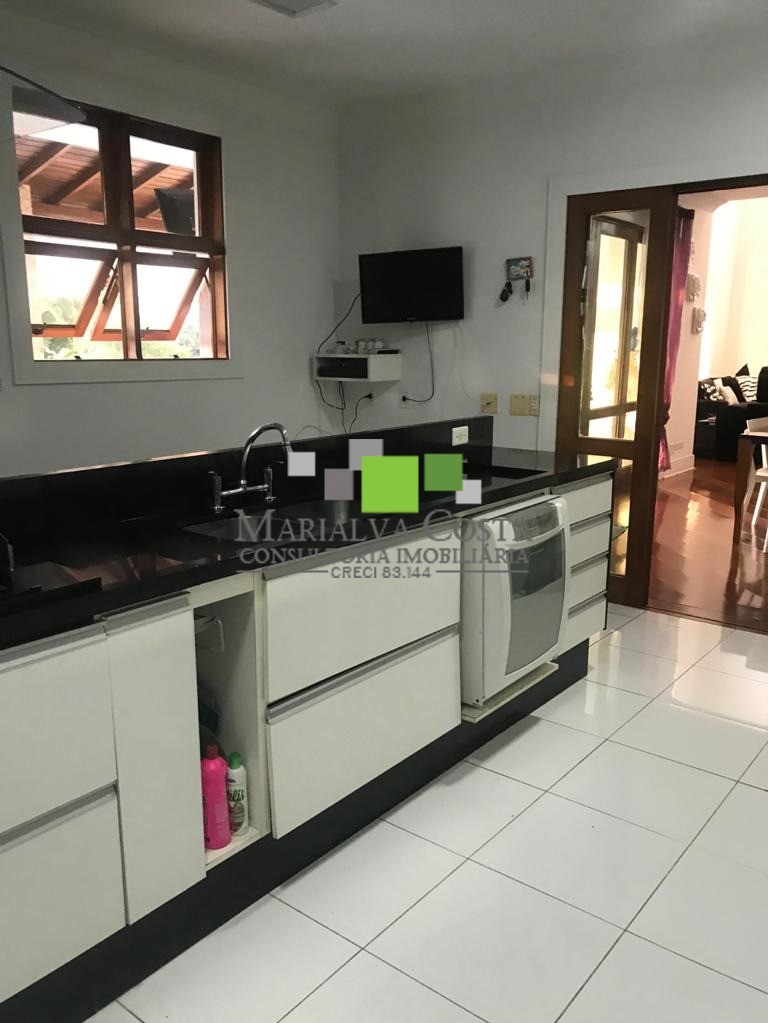 Casa à venda com 5 quartos, 650m² - Foto 16