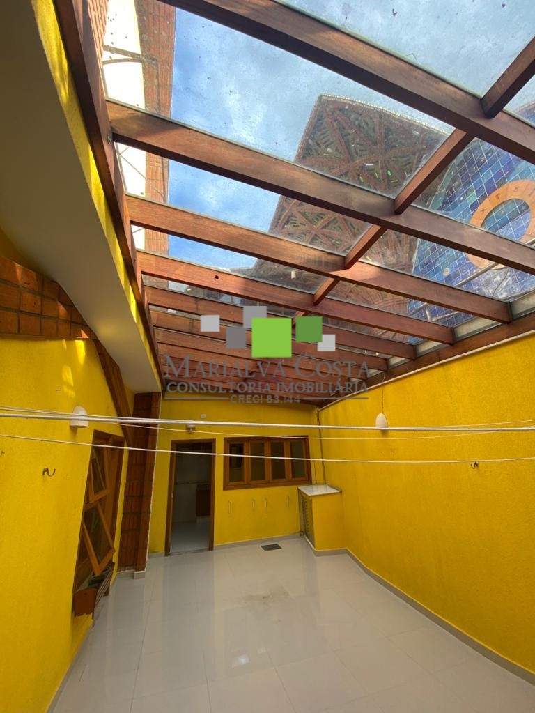 Casa à venda e aluguel com 4 quartos, 1000m² - Foto 164