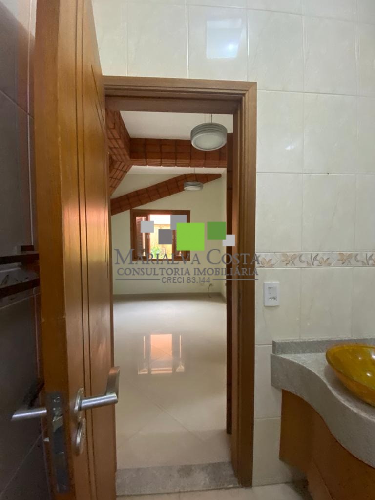 Casa à venda e aluguel com 4 quartos, 1000m² - Foto 180