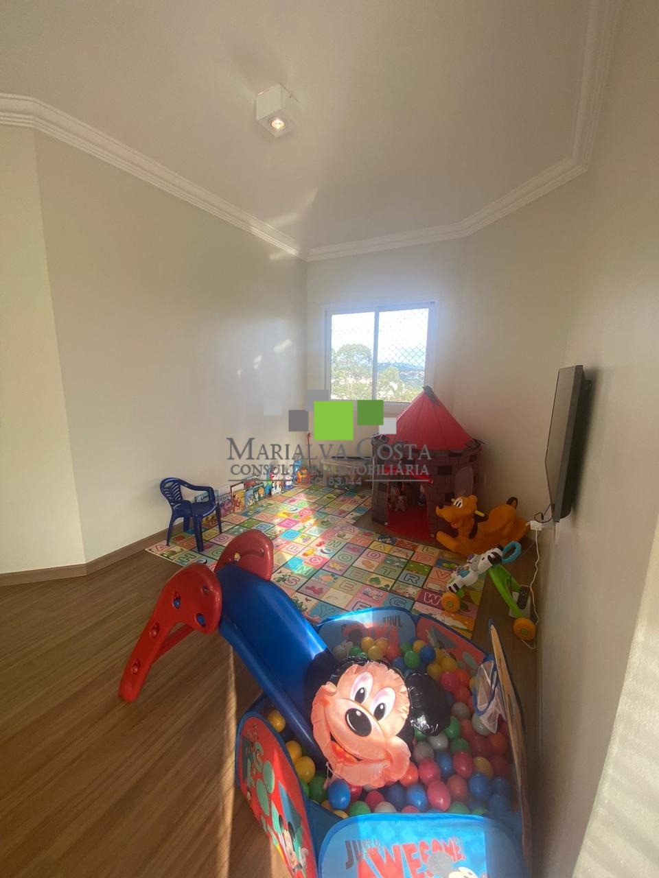 Casa à venda com 3 quartos, 330m² - Foto 27