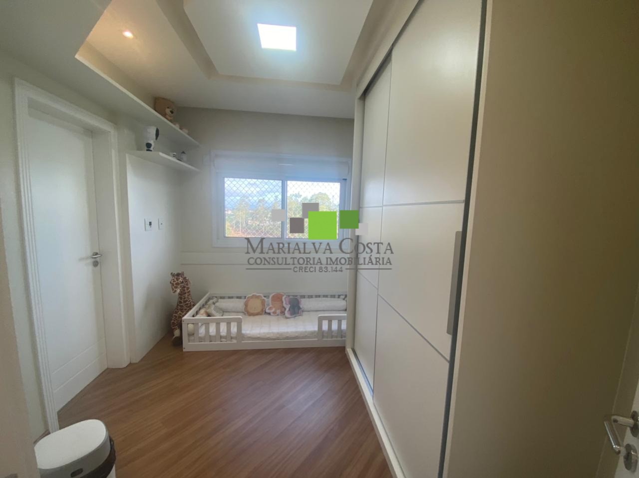 Casa à venda com 3 quartos, 330m² - Foto 33