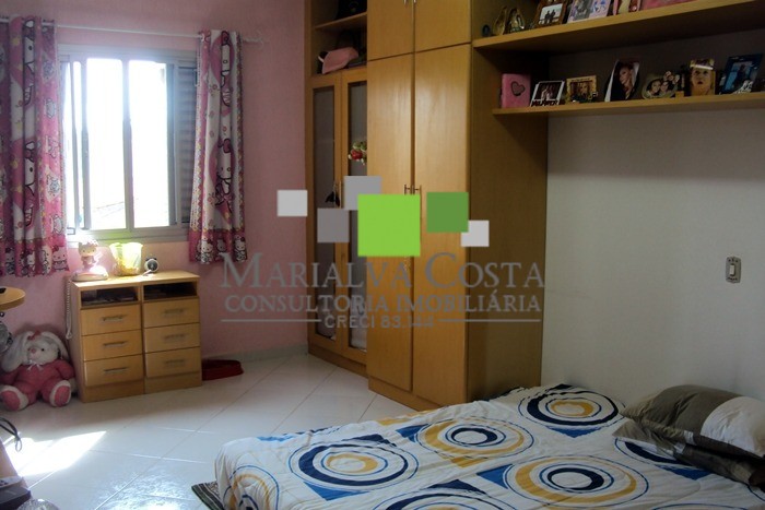 Casa à venda com 3 quartos, 750m² - Foto 22