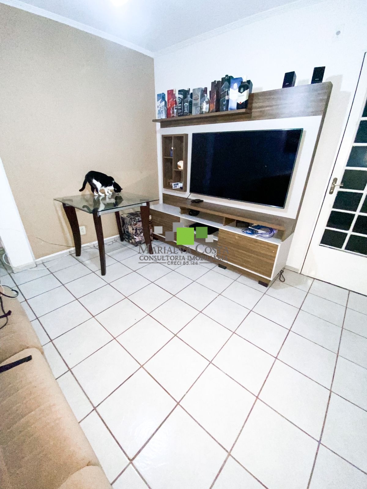 Apartamento para alugar com 2 quartos, 50m² - Foto 2