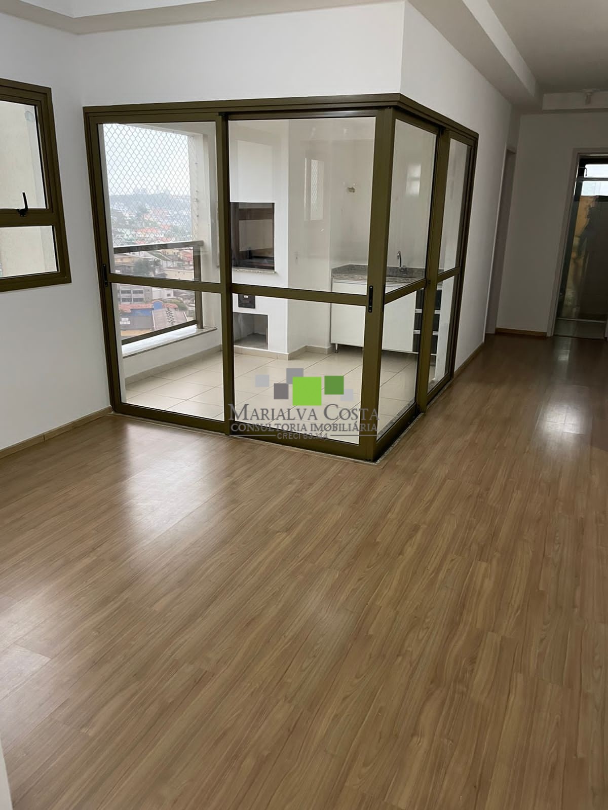 Apartamento à venda com 3 quartos, 100m² - Foto 5