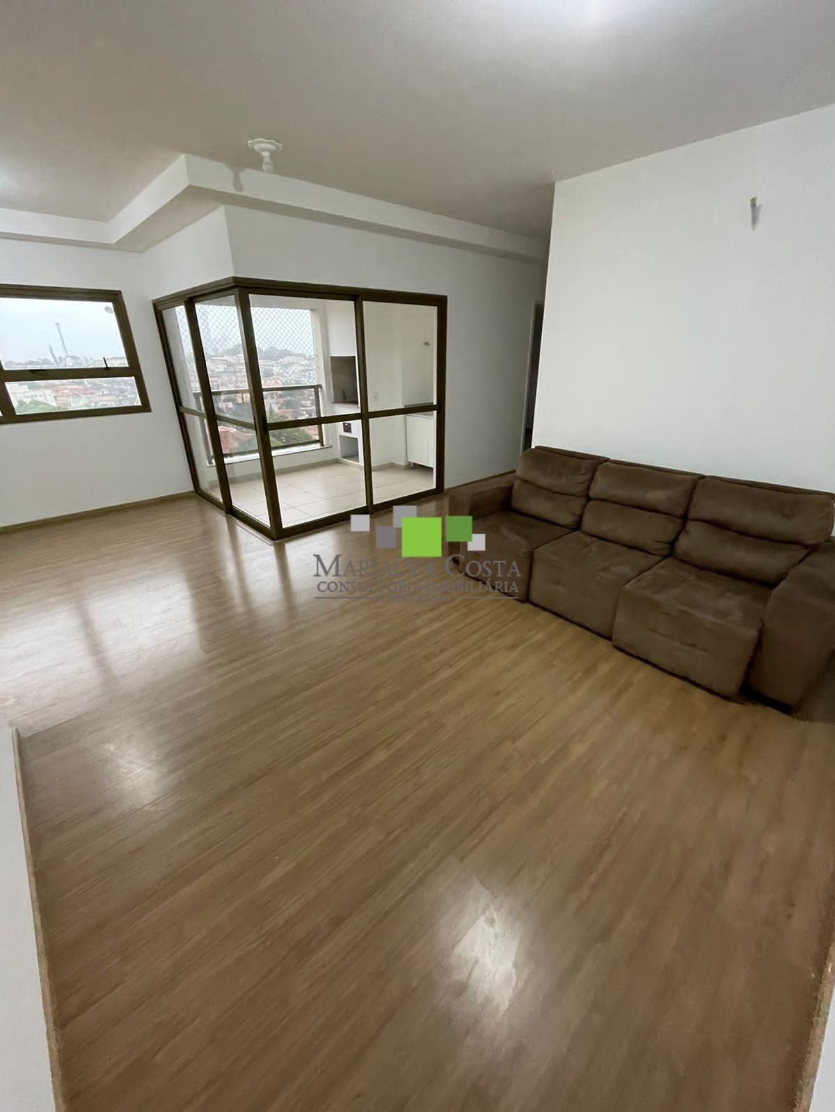 Apartamento à venda com 3 quartos, 100m² - Foto 8