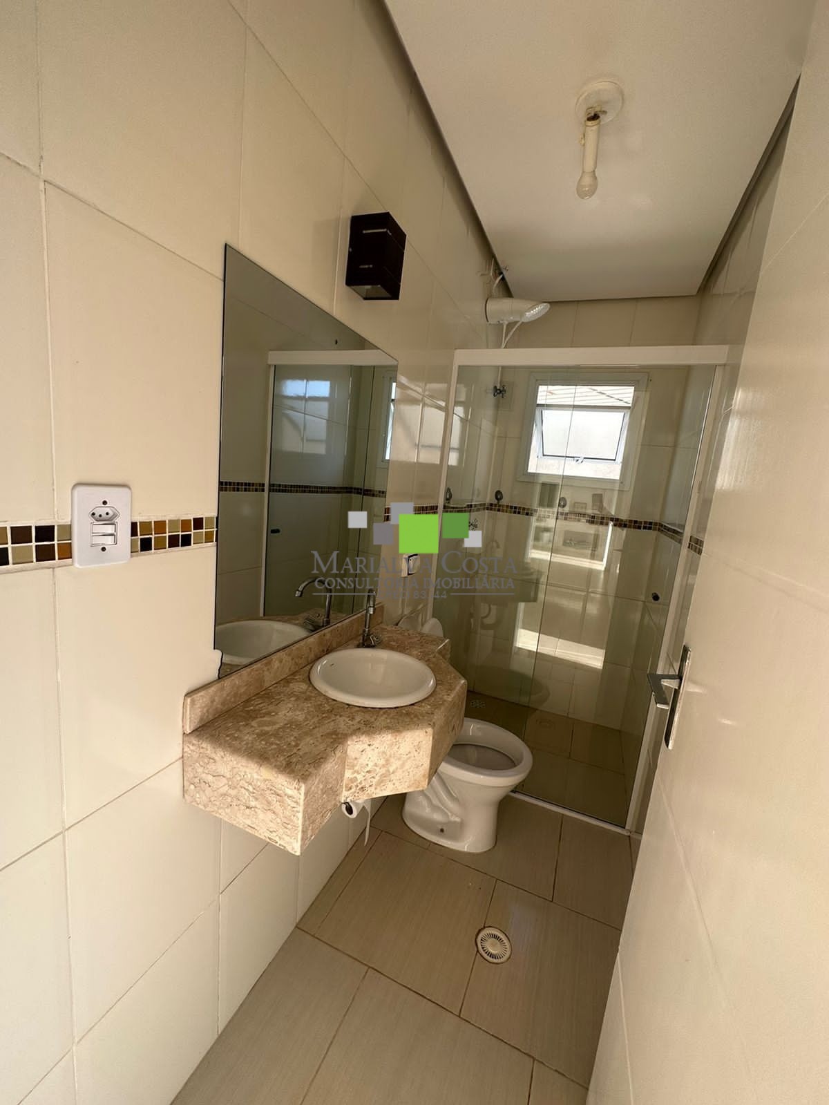 Casa à venda com 5 quartos, 300m² - Foto 40