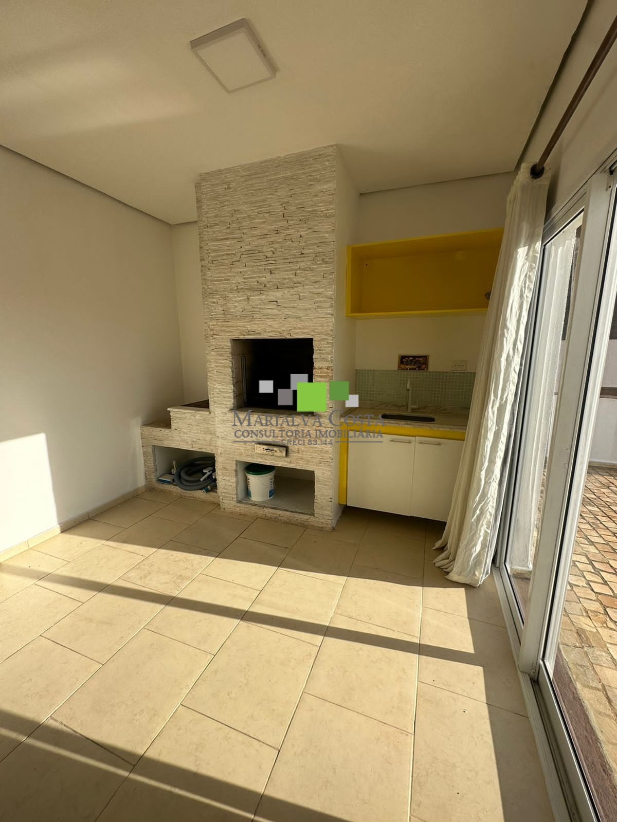 Casa à venda com 5 quartos, 300m² - Foto 47