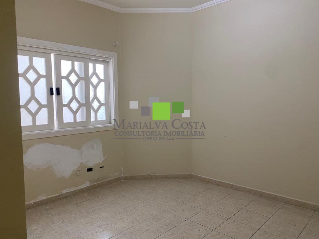 Casa à venda com 3 quartos - Foto 4