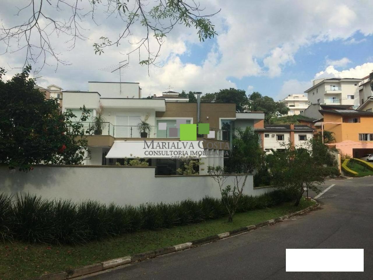 Casa à venda com 5 quartos, 370m² - Foto 15