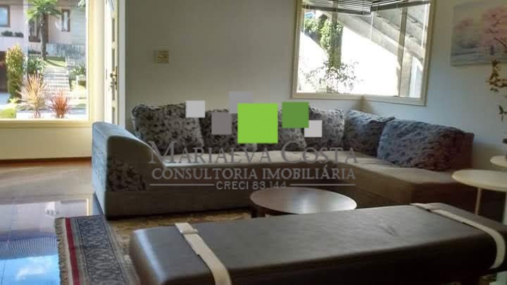 Casa à venda e aluguel com 3 quartos, 330m² - Foto 2