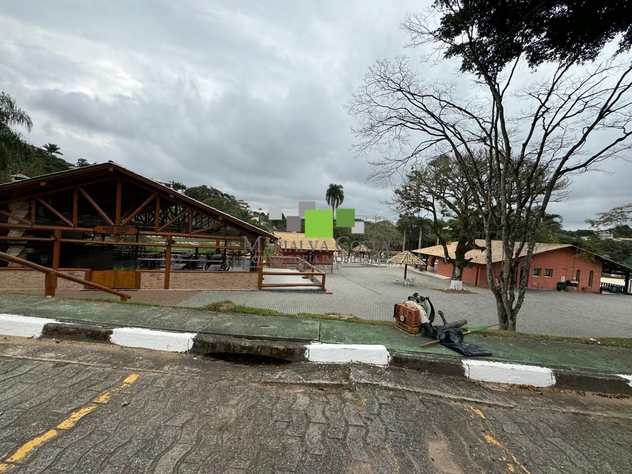 Casa à venda e aluguel com 4 quartos - Foto 51