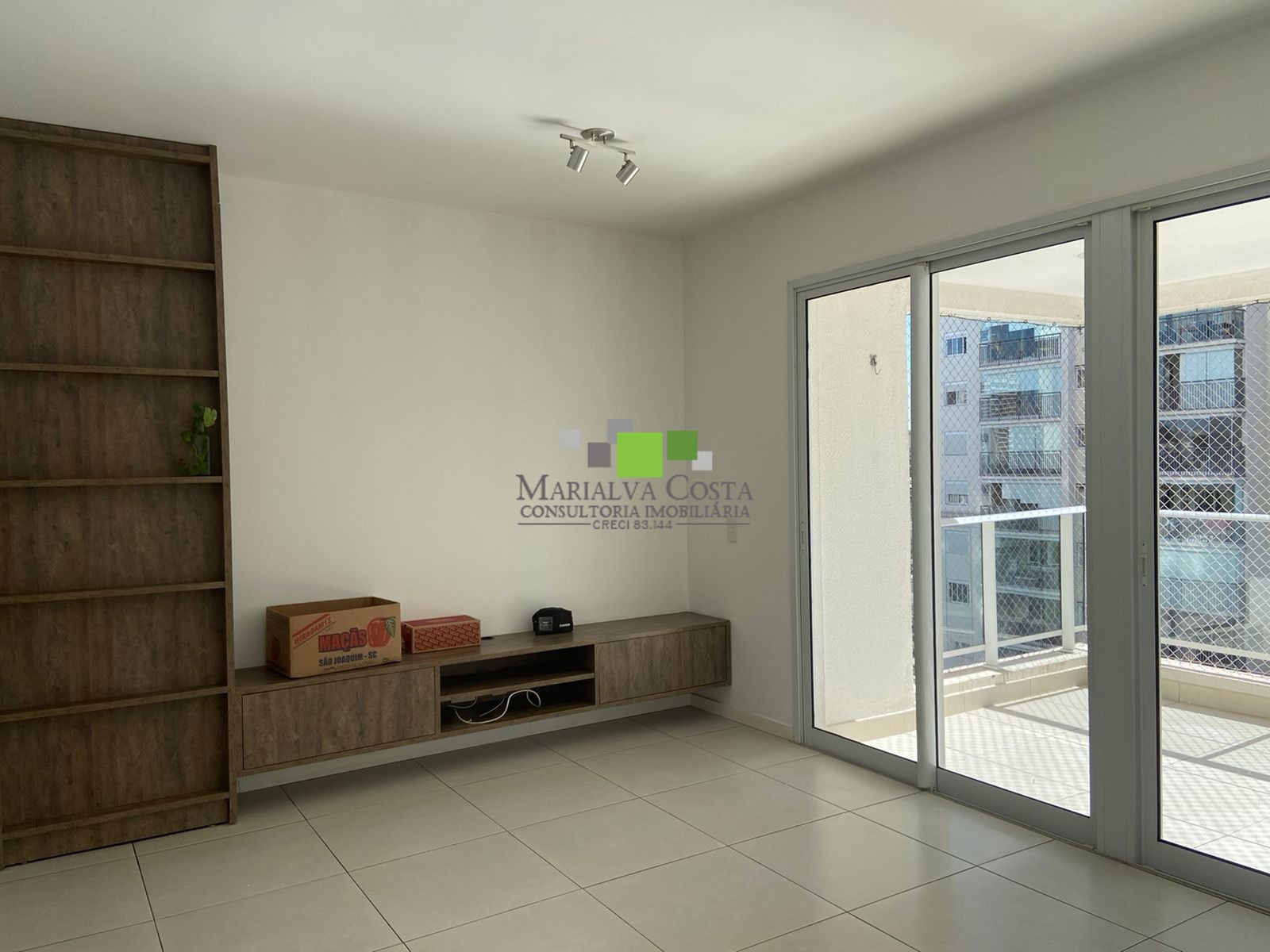 Apartamento à venda e aluguel com 2 quartos - Foto 1