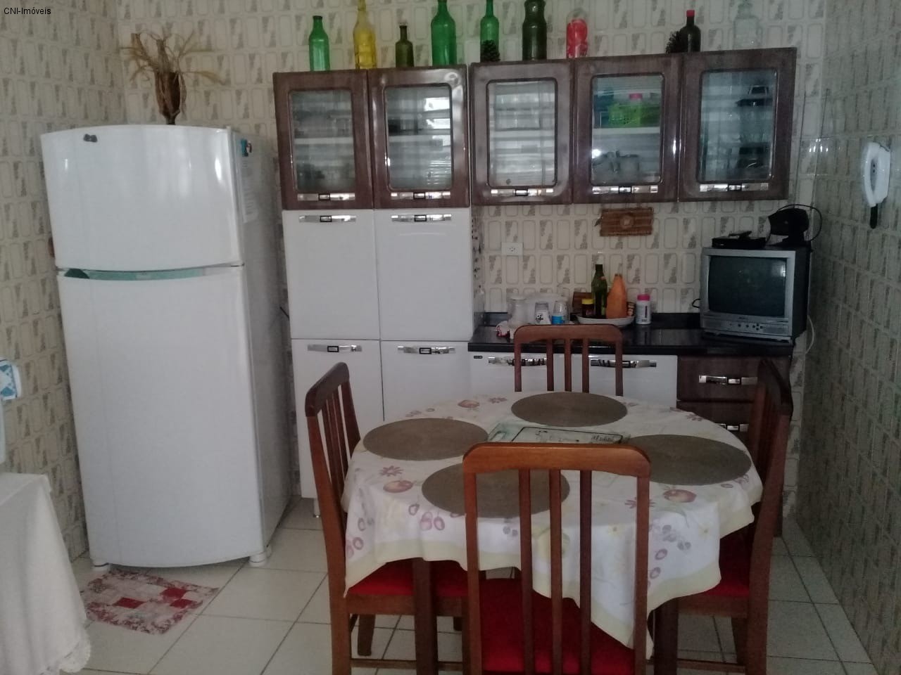 Apartamento à venda com 3 quartos, 90m² - Foto 2