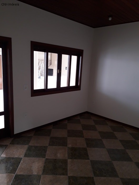 Casa à venda com 3 quartos, 320m² - Foto 7