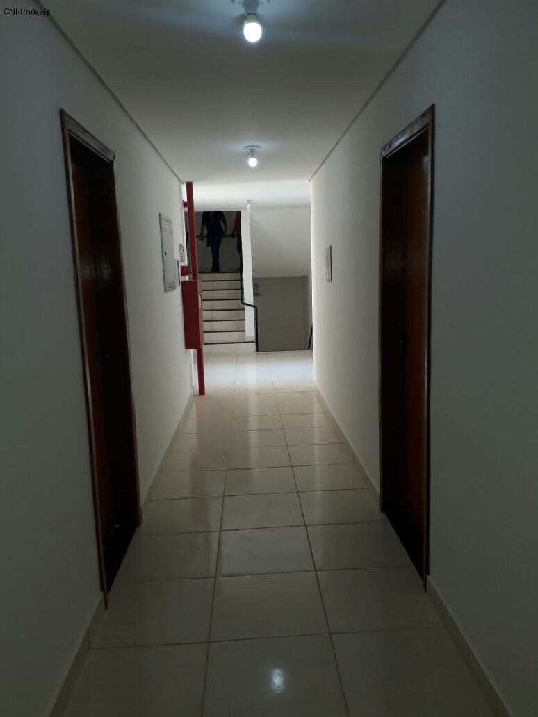 Apartamento à venda com 2 quartos, 46m² - Foto 12