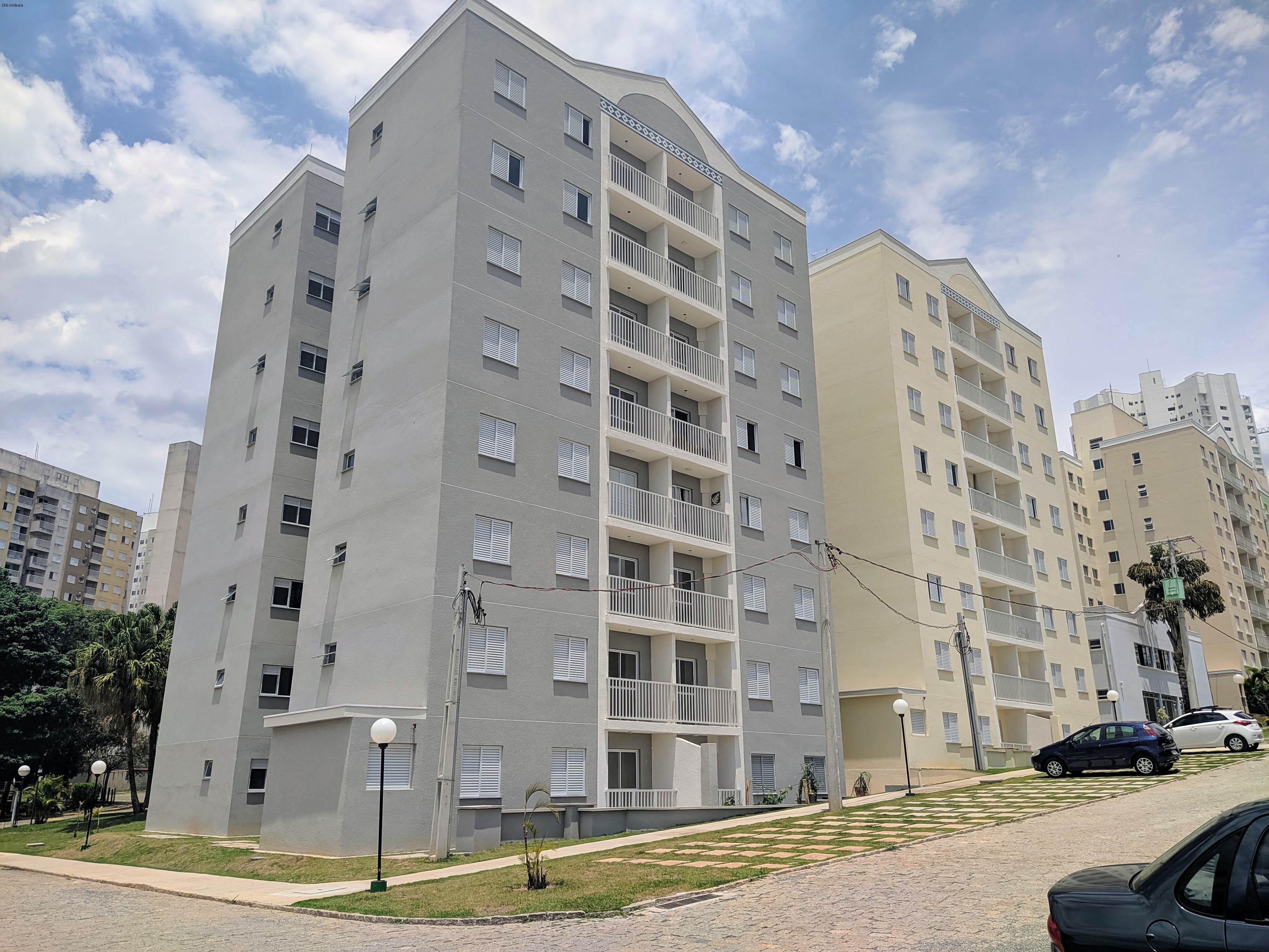 Apartamento à venda com 2 quartos, 61m² - Foto 1