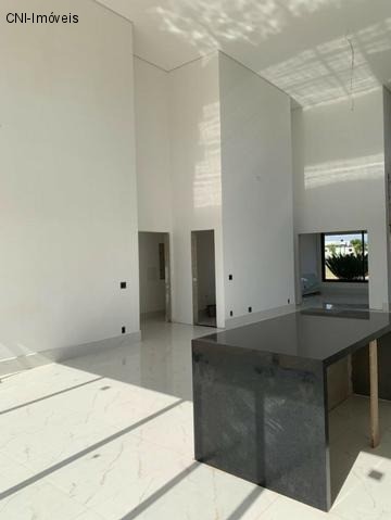 Casa à venda com 3 quartos, 310m² - Foto 6