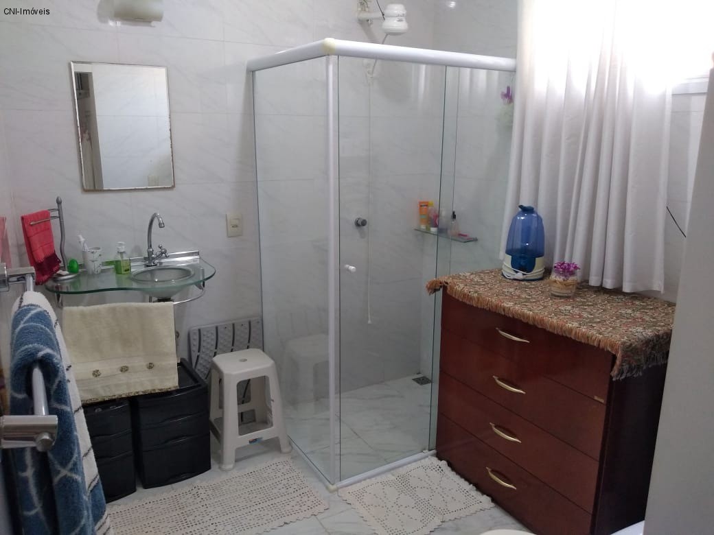 Apartamento à venda com 3 quartos, 140m² - Foto 4