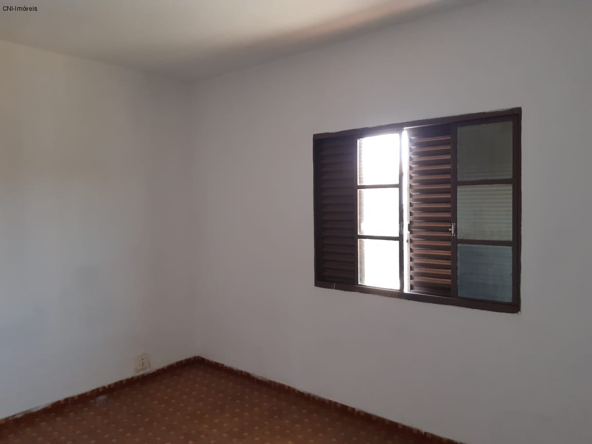 Casa à venda com 3 quartos, 300m² - Foto 7