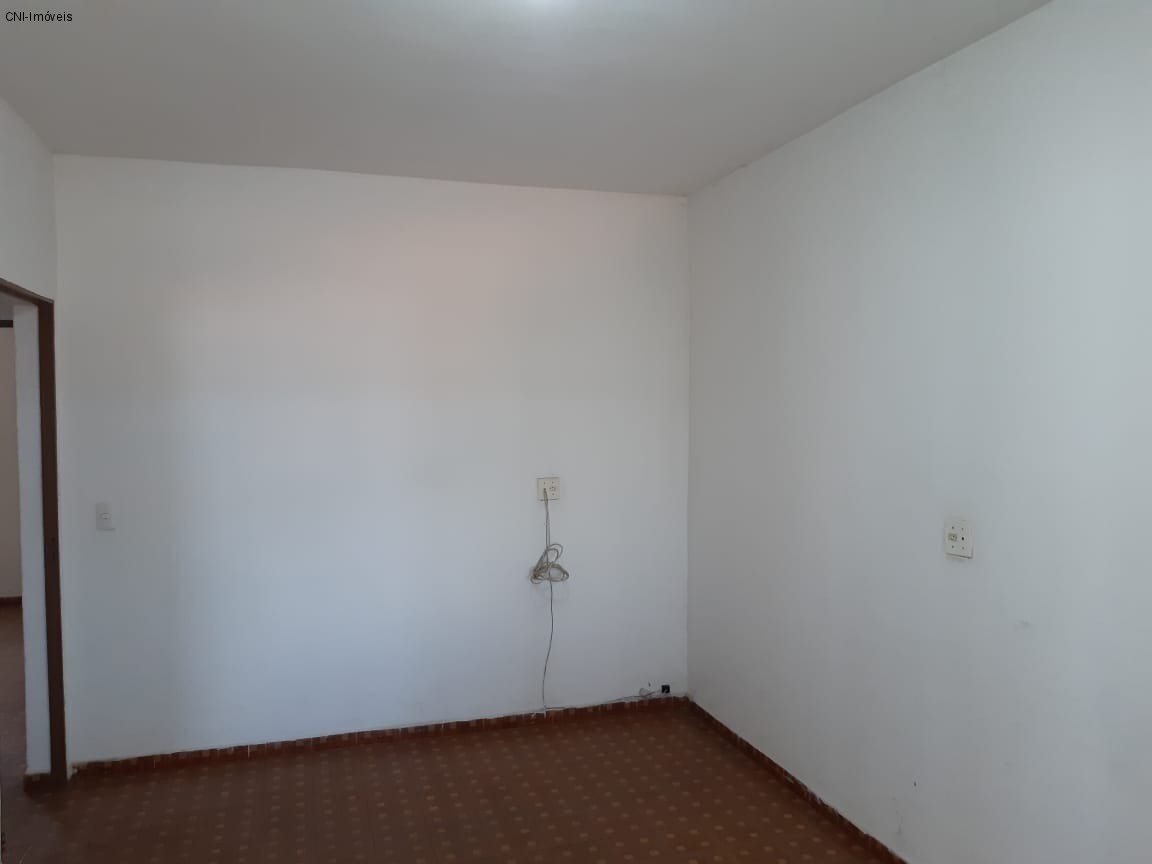 Casa à venda com 3 quartos, 300m² - Foto 23